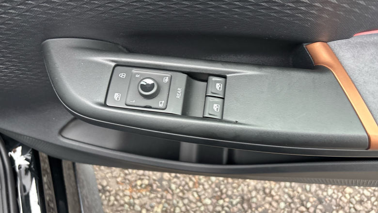 CUPRA Born 170kW e-Boost V2 59kWh 5dr Auto Electric Hatchback